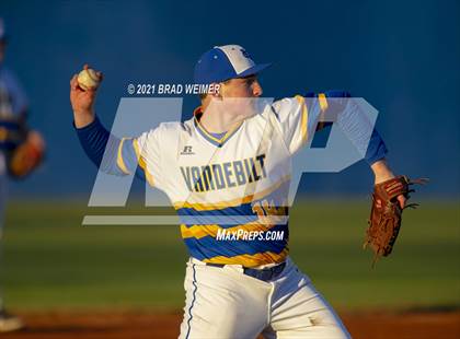 Thumbnail 1 in E.D. White @ Vandebilt (Scrimmage) photogallery.