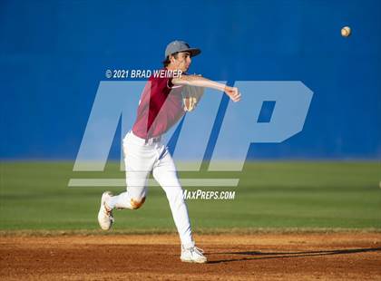Thumbnail 2 in E.D. White @ Vandebilt (Scrimmage) photogallery.