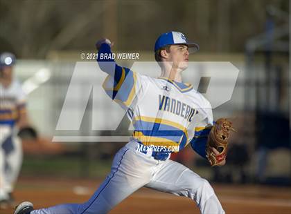 Thumbnail 1 in E.D. White @ Vandebilt (Scrimmage) photogallery.