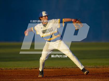 Thumbnail 1 in E.D. White @ Vandebilt (Scrimmage) photogallery.