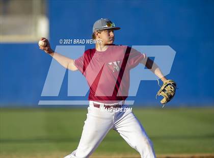 Thumbnail 3 in E.D. White @ Vandebilt (Scrimmage) photogallery.
