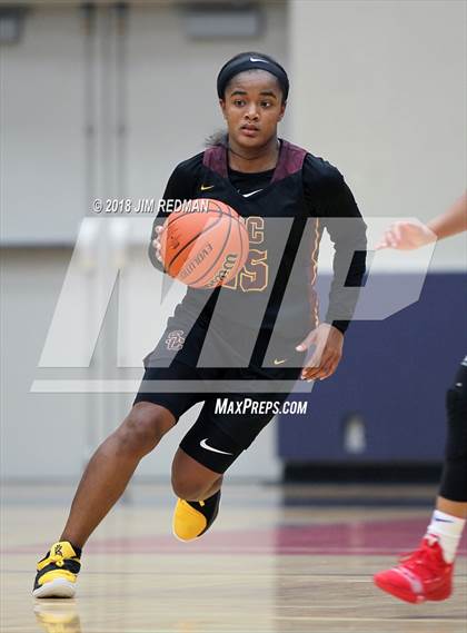 Thumbnail 3 in Duncanville vs. Summer Creek (McDonald's Texas Invitational) photogallery.