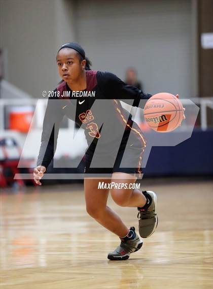 Thumbnail 3 in Duncanville vs. Summer Creek (McDonald's Texas Invitational) photogallery.