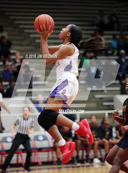 Thumbnail 1 in Duncanville vs. Summer Creek (McDonald's Texas Invitational) photogallery.