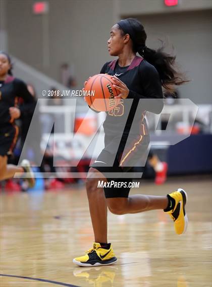 Thumbnail 2 in Duncanville vs. Summer Creek (McDonald's Texas Invitational) photogallery.