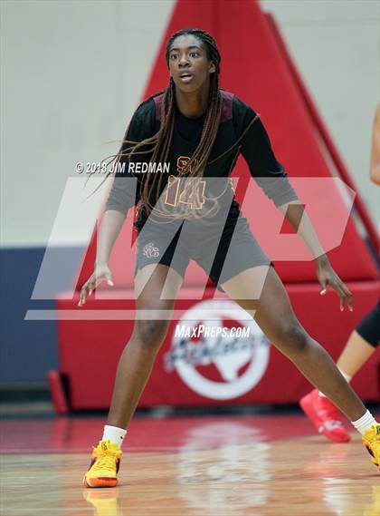 Thumbnail 1 in Duncanville vs. Summer Creek (McDonald's Texas Invitational) photogallery.