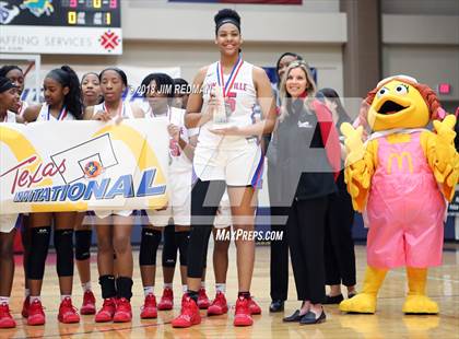 Thumbnail 2 in Duncanville vs. Summer Creek (McDonald's Texas Invitational) photogallery.