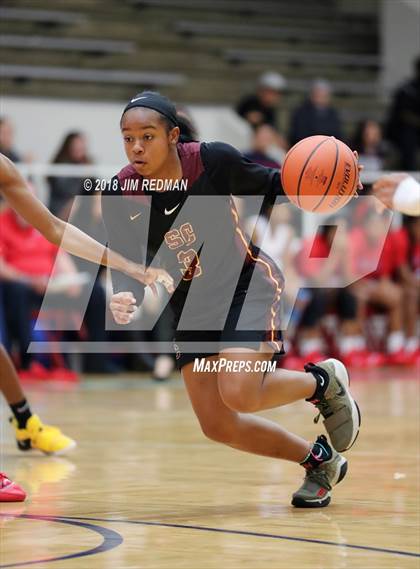 Thumbnail 1 in Duncanville vs. Summer Creek (McDonald's Texas Invitational) photogallery.