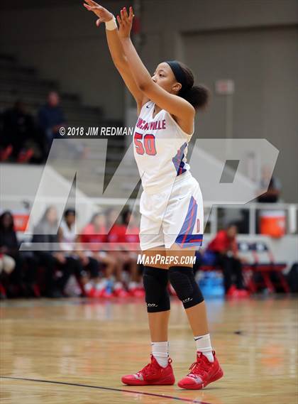 Thumbnail 2 in Duncanville vs. Summer Creek (McDonald's Texas Invitational) photogallery.