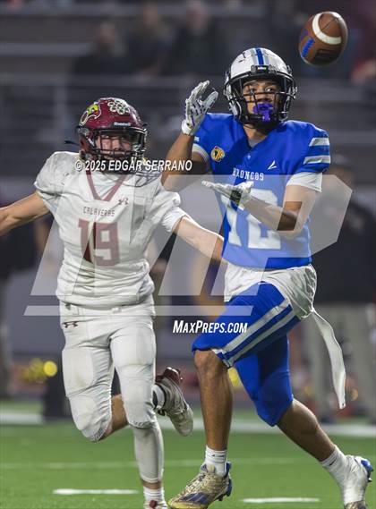 Thumbnail 1 in Calaveras vs Bishop Union (CIF Div 5A State Championship) photogallery.