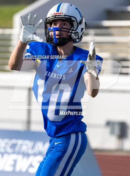 Thumbnail 3 in Calaveras vs Bishop Union (CIF Div 5A State Championship) photogallery.