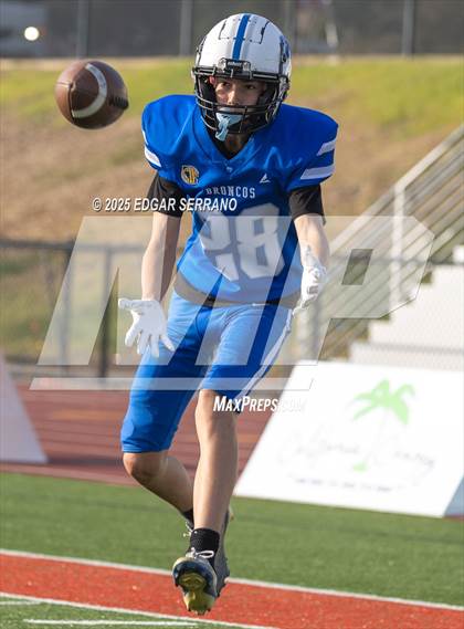Thumbnail 1 in Calaveras vs Bishop Union (CIF Div 5A State Championship) photogallery.
