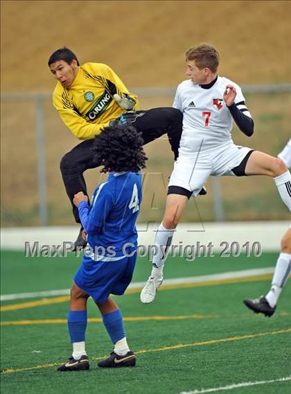 Thumbnail 3 in Adamson vs Liberty (Garland ISD Tournament) photogallery.