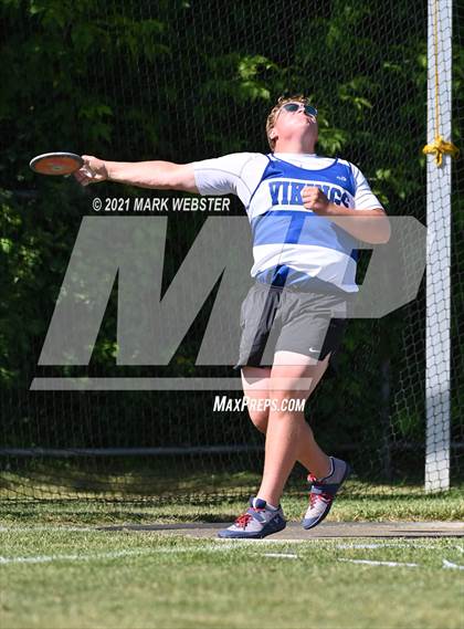 Thumbnail 3 in Section 6 Class A Track and Field Championships (Boys) photogallery.