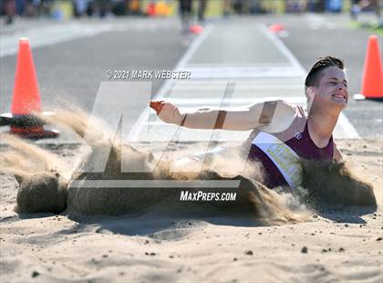 Thumbnail 2 in Section 6 Class A Track and Field Championships (Boys) photogallery.