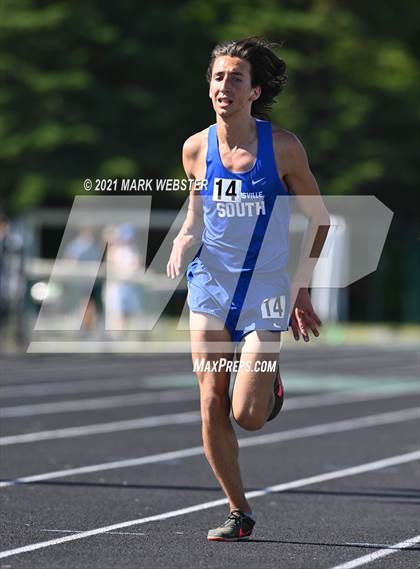 Thumbnail 2 in Section 6 Class A Track and Field Championships (Boys) photogallery.