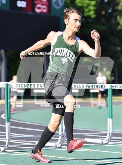 Thumbnail 2 in Section 6 Class A Track and Field Championships (Boys) photogallery.