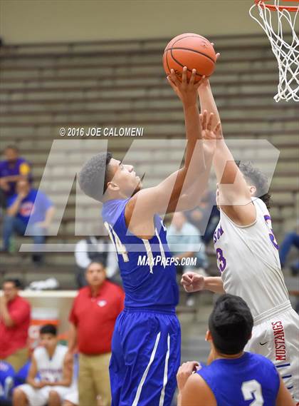 Thumbnail 1 in Lanier [Sidney] vs Jefferson photogallery.
