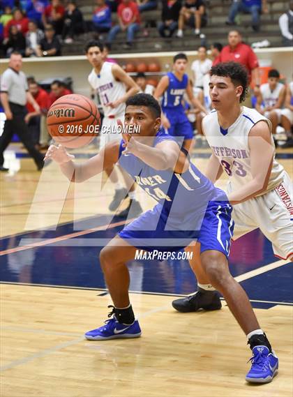 Thumbnail 1 in Lanier [Sidney] vs Jefferson photogallery.