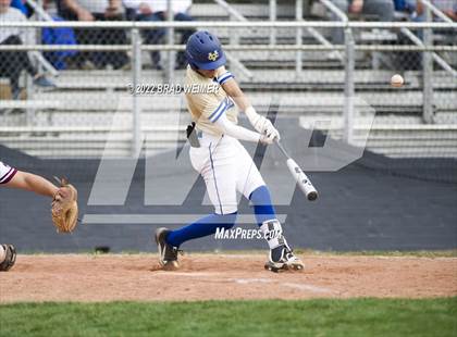 Thumbnail 3 in Vandebilt Catholic @ E.D. White photogallery.
