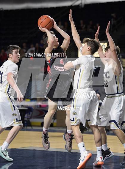 Thumbnail 2 in Seattle Christian vs. Cedar Park Christian photogallery.