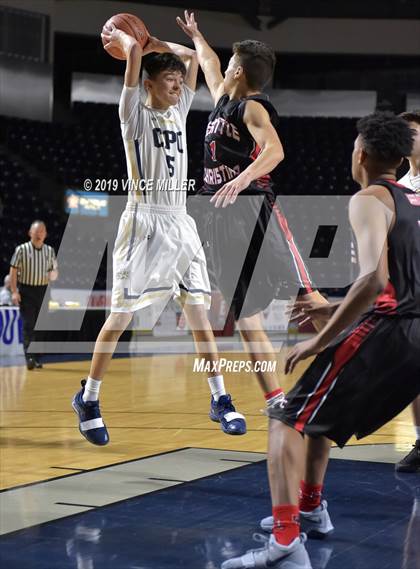 Thumbnail 3 in Seattle Christian vs. Cedar Park Christian photogallery.