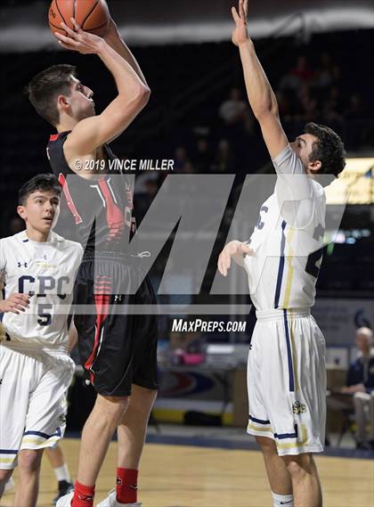 Thumbnail 2 in Seattle Christian vs. Cedar Park Christian photogallery.