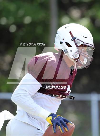 Thumbnail 3 in Mater Dei vs. Don Bosco Prep (Scrimmage) photogallery.