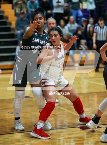 Thumbnail 2 in Eula vs Hermleigh (UIL 1A Regional Quarterfinal Playoff) photogallery.