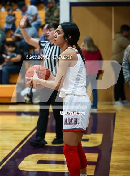 Thumbnail 3 in Eula vs Hermleigh (UIL 1A Regional Quarterfinal Playoff) photogallery.