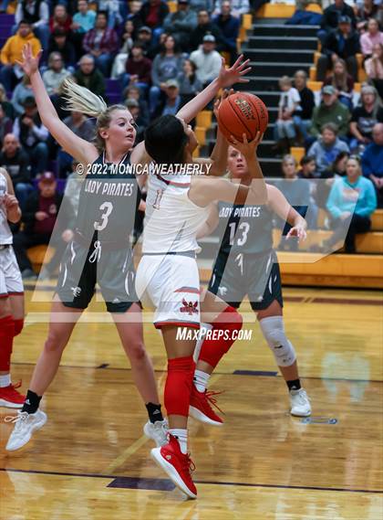 Thumbnail 1 in Eula vs Hermleigh (UIL 1A Regional Quarterfinal Playoff) photogallery.
