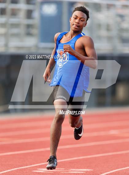 Thumbnail 2 in Husky Hilltop Classic photogallery.