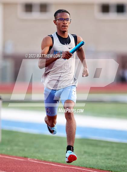 Thumbnail 3 in Husky Hilltop Classic photogallery.