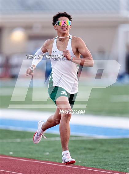 Thumbnail 2 in Husky Hilltop Classic photogallery.
