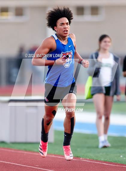 Thumbnail 2 in Husky Hilltop Classic photogallery.