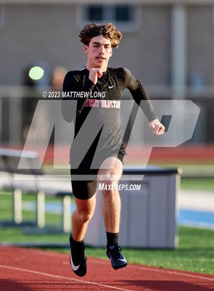 Thumbnail 3 in Husky Hilltop Classic photogallery.