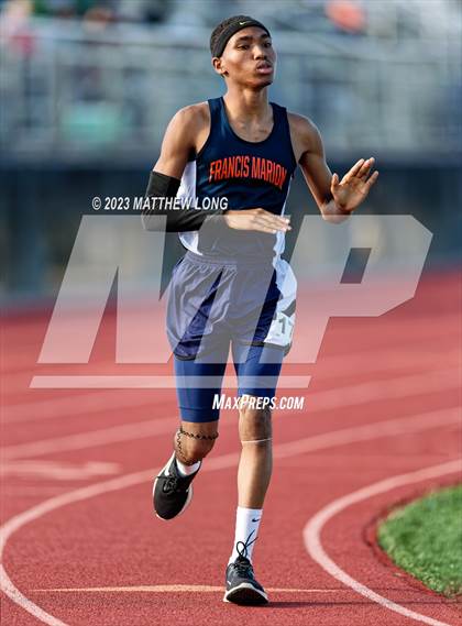 Thumbnail 3 in Husky Hilltop Classic photogallery.