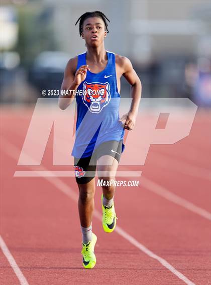 Thumbnail 1 in Husky Hilltop Classic photogallery.