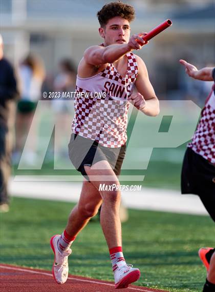 Thumbnail 2 in Husky Hilltop Classic photogallery.