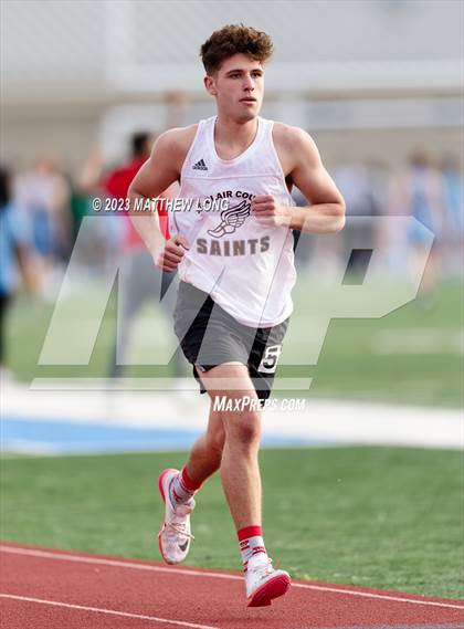 Thumbnail 2 in Husky Hilltop Classic photogallery.
