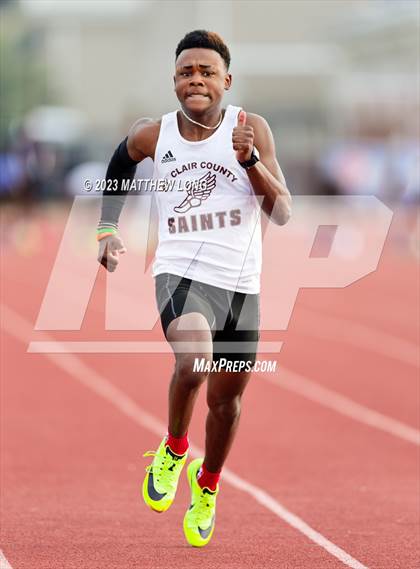 Thumbnail 3 in Husky Hilltop Classic photogallery.