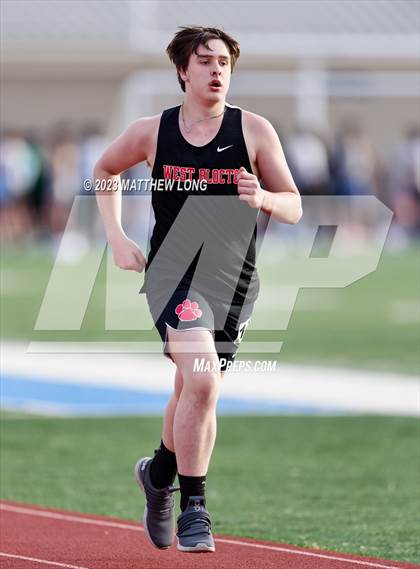 Thumbnail 2 in Husky Hilltop Classic photogallery.