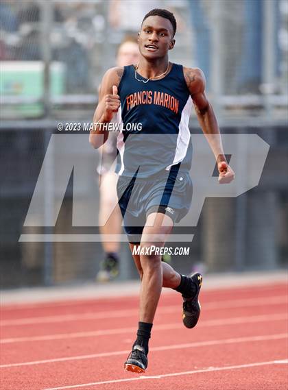 Thumbnail 2 in Husky Hilltop Classic photogallery.