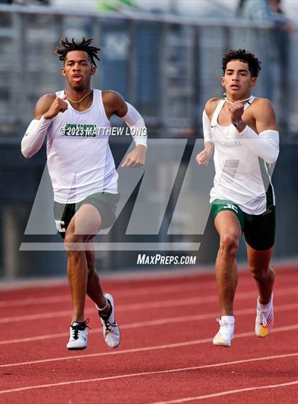 Thumbnail 1 in Husky Hilltop Classic photogallery.