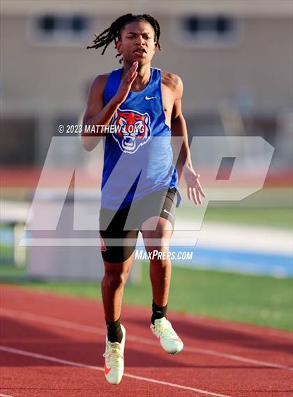 Thumbnail 2 in Husky Hilltop Classic photogallery.