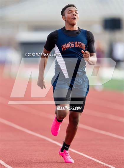Thumbnail 3 in Husky Hilltop Classic photogallery.