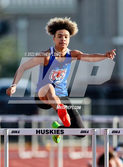 Thumbnail 1 in Husky Hilltop Classic photogallery.