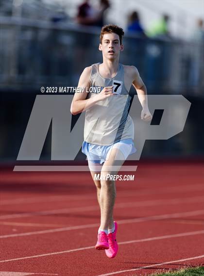 Thumbnail 2 in Husky Hilltop Classic photogallery.