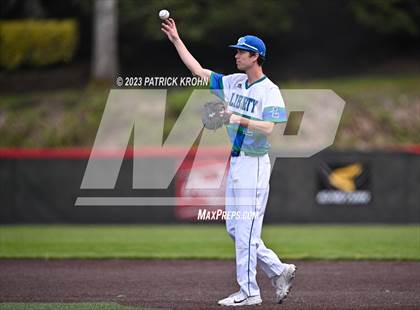 Thumbnail 2 in Hazen @ Liberty (3A KingCo District Baseball Tournament) photogallery.