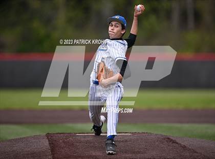 Thumbnail 2 in Hazen @ Liberty (3A KingCo District Baseball Tournament) photogallery.